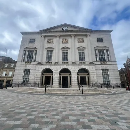 Chelmsford City Centre Modern Duplex With Parking, Wi-Fi & Netflix Exterior photo