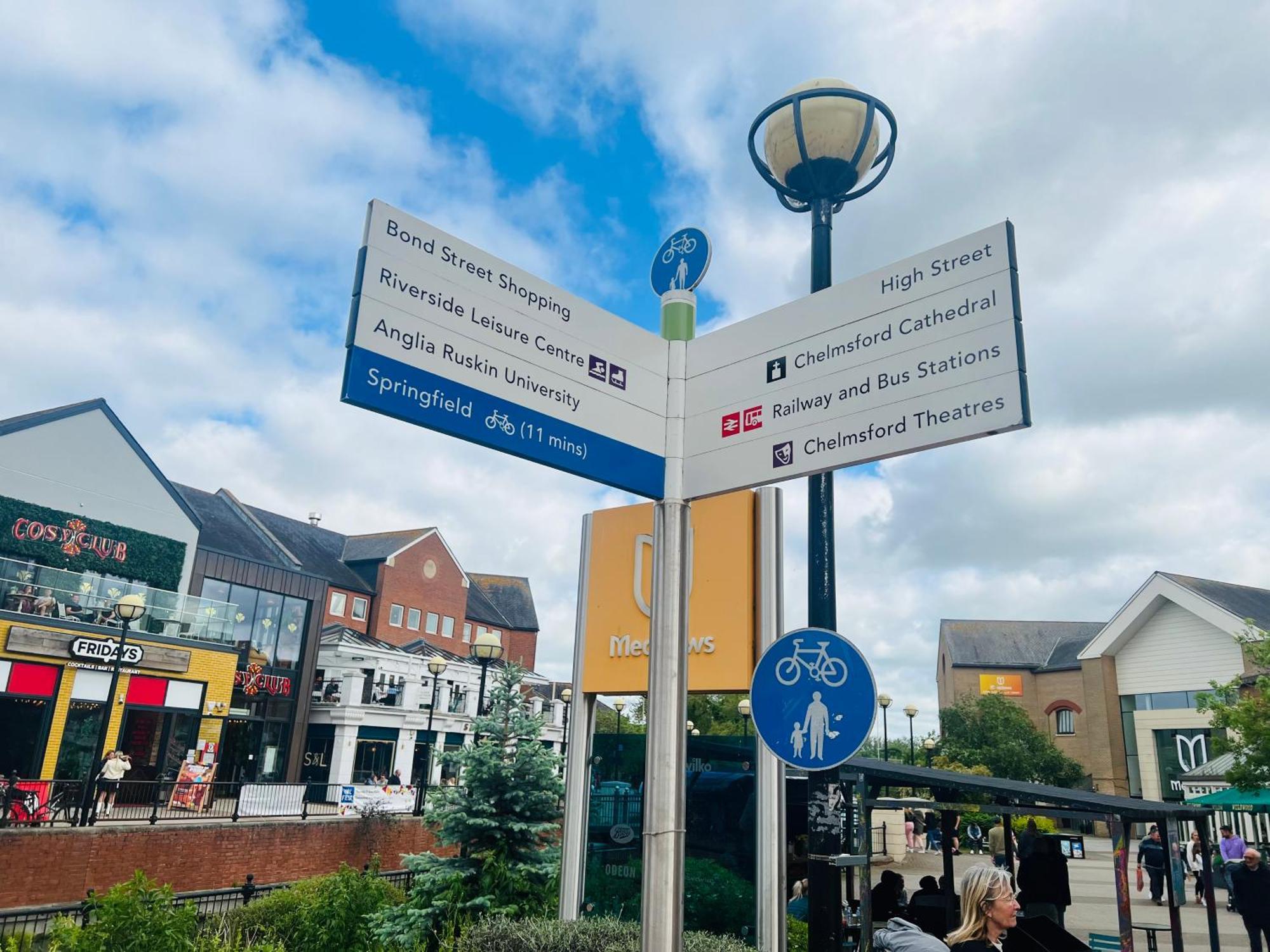 Centre Modern Duplex With Parking, Wi-fi & Netflix Chelmsford